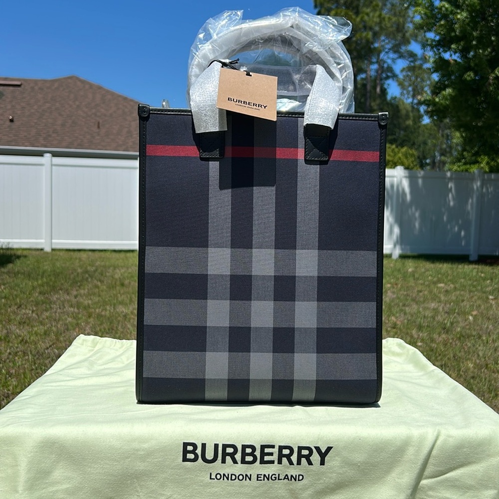 New! With COA. Burberry Black and Red Checkered Tote